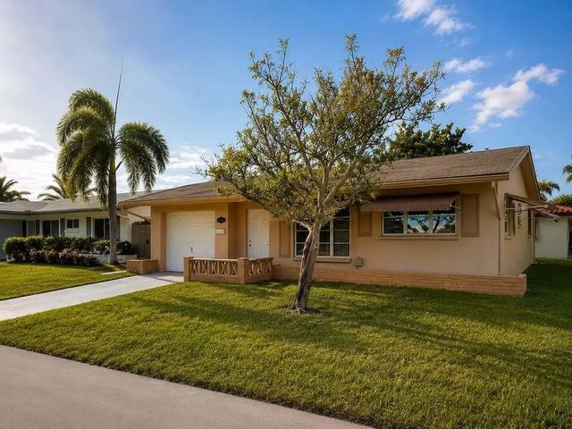 2 of 25 - 4603 Nw 49th Street, Tamarac, FL