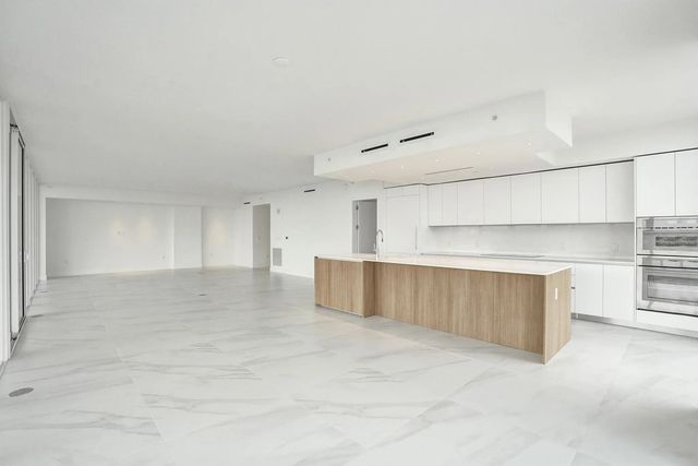 3 of 96 - 407 N Riverside Drive #401, Pompano Beach, FL