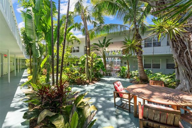 2 of 33 - 1925 Washington Avenue #16, Miami Beach, FL