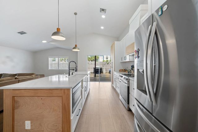 2540 Nw 80th Avenue, Margate