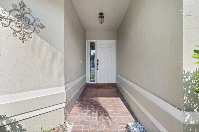 3 of 32 - 2540 Nw 80th Avenue, Margate, FL