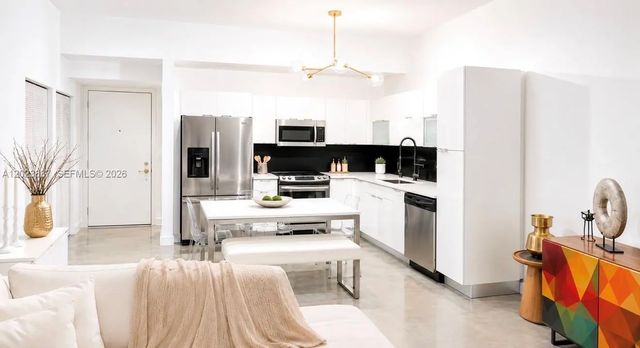 2 of 6 - 133 Ne 2nd Avenue #2508, Miami, FL