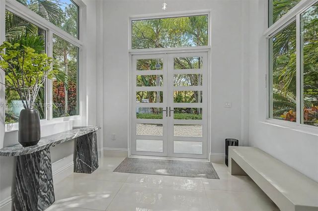 3 of 38 - 5790 Sw 96th Street, Pinecrest, FL