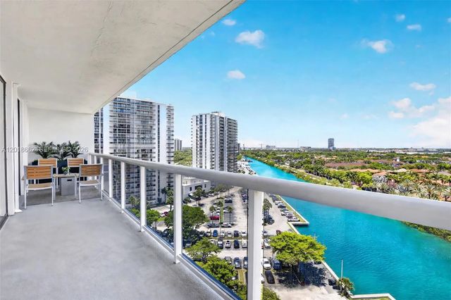 3 of 38 - 20505 E Country Club Drive #1431, Aventura, FL