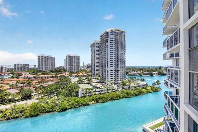 4 of 38 - 20505 E Country Club Drive #1431, Aventura, FL