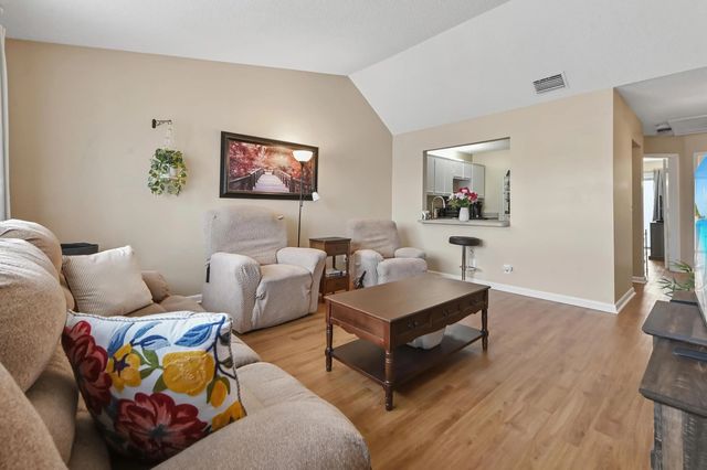 5 of 17 - 2641 Gately Drive W #503, West Palm Beach, FL