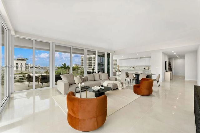3 of 28 - 527 Orton Avenue #501, Fort Lauderdale, FL