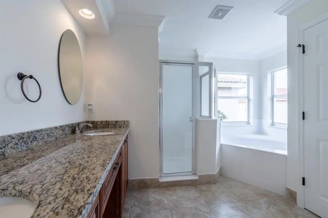 4 of 17 - 4147 Meade Way, West Palm Beach, FL
