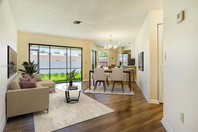 275 Nw 36th Avenue #275, Deerfield Beach