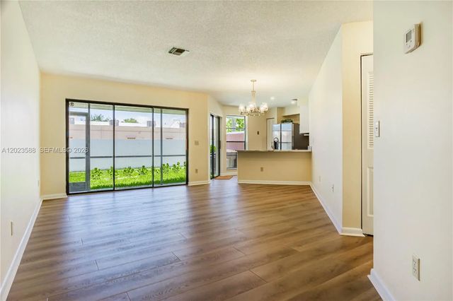 5 of 29 - 275 Nw 36th Avenue #275, Deerfield Beach, FL