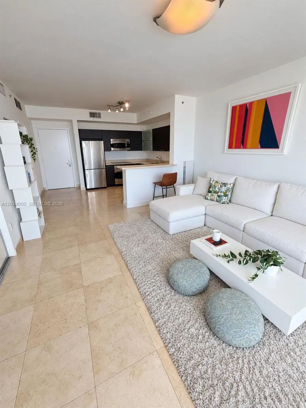 90 Sw 3rd Street #1811, Miami