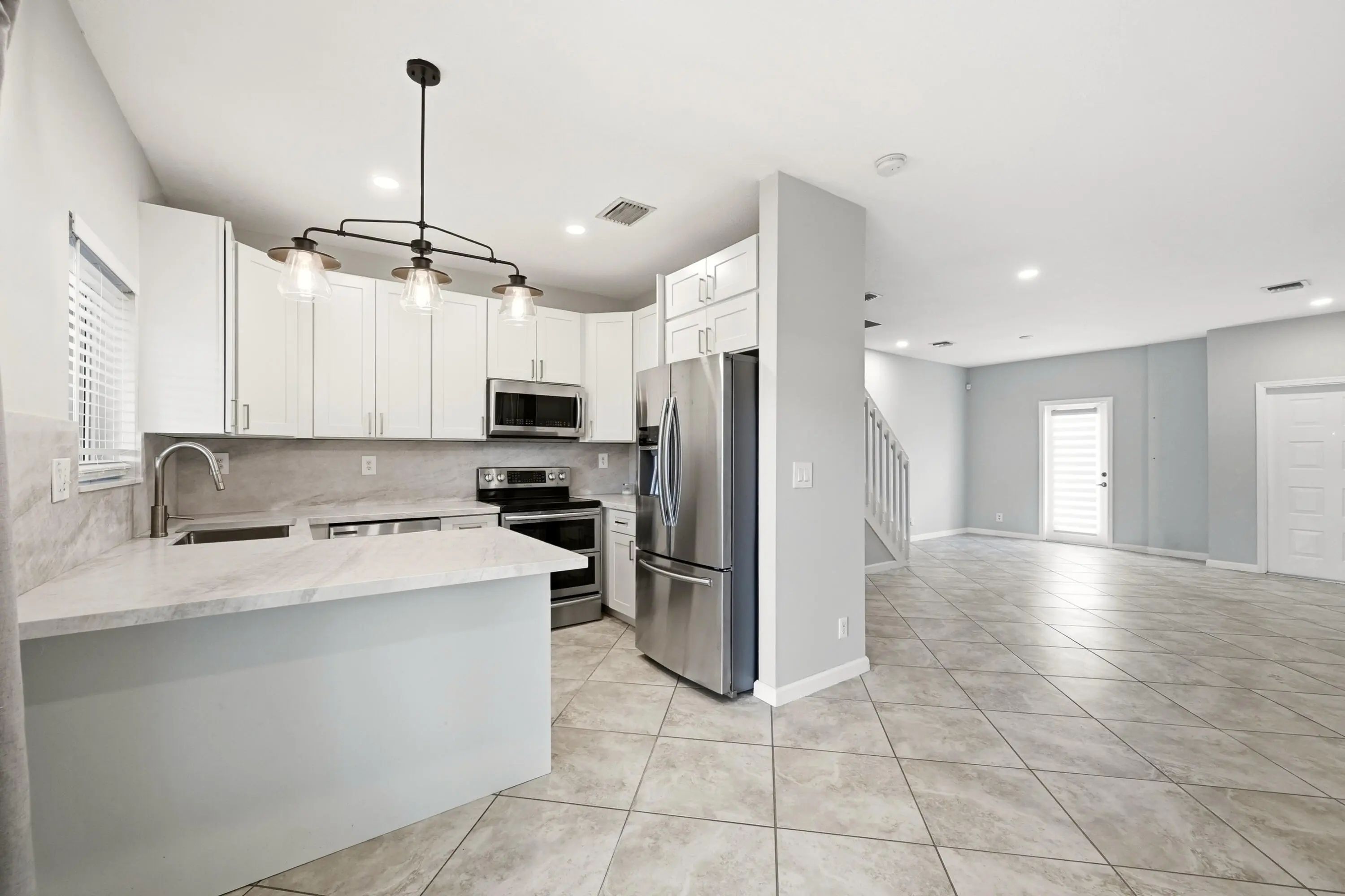 8464 Lagos De Campo Boulevard, Tamarac