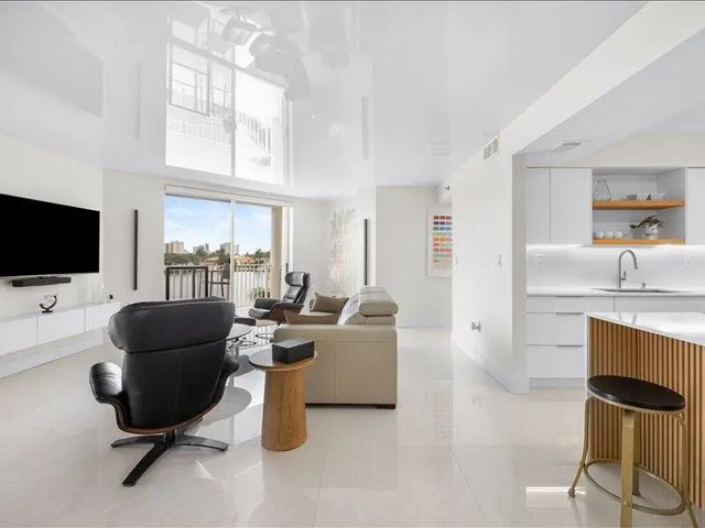 18260 N Bay Road #418, Sunny Isles Beach