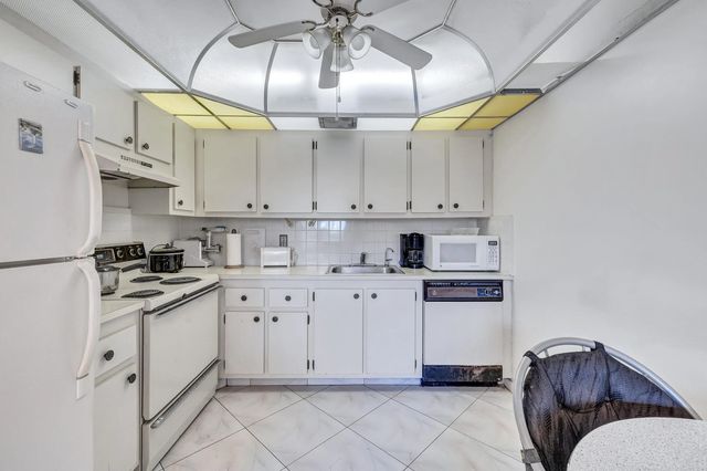 5 of 18 - 1902 Bermuda Circle #l2, Coconut Creek, FL