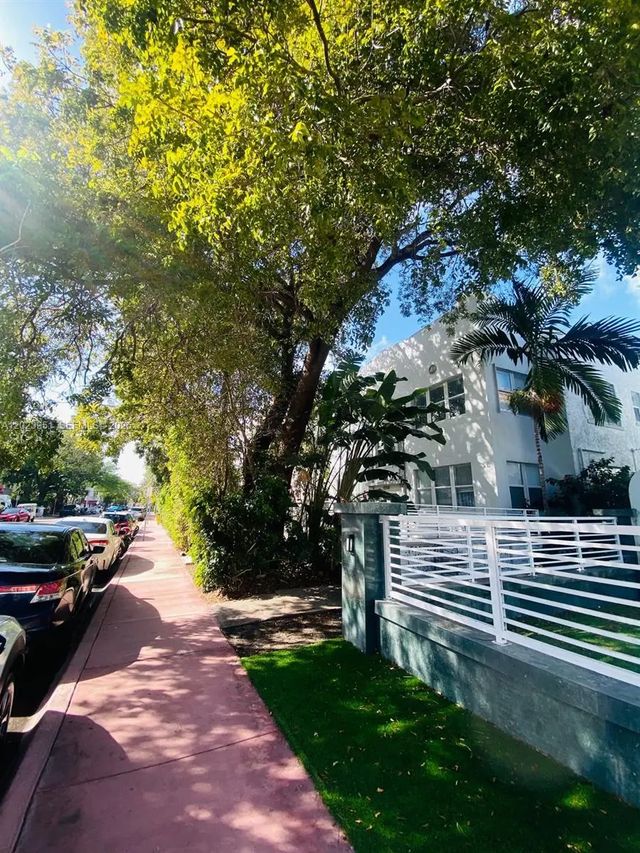 3 of 23 - 1550 Drexel Avenue #202, Miami Beach, FL