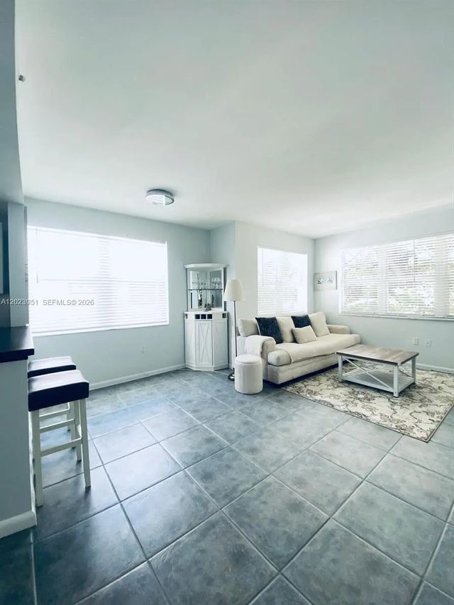 4 of 23 - 1550 Drexel Avenue #202, Miami Beach, FL