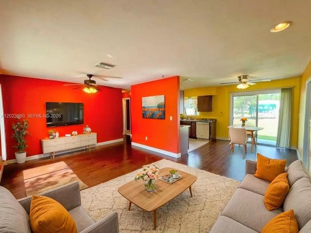 3 of 13 - 1313 E Cleveland Avenue, Lehigh Acres, FL