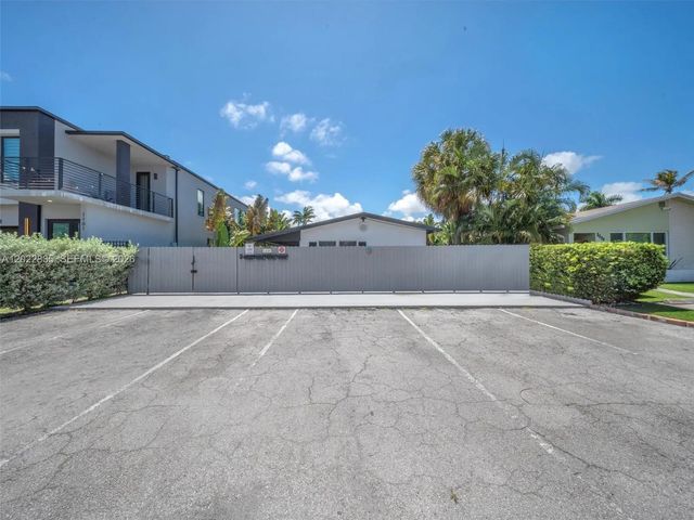 3 of 47 - 1109 Ne 16th Terrace, Fort Lauderdale, FL