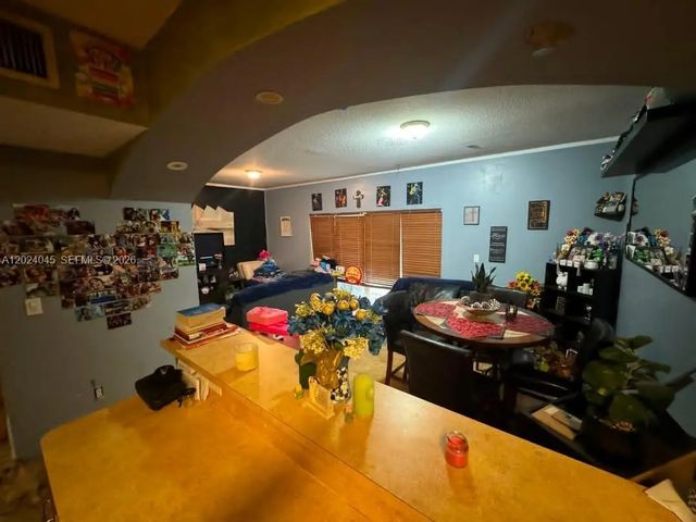 4 of 11 - 901 Sw 6th Court, Florida City, FL
