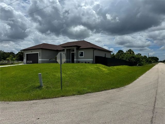 3 of 42 - 3115 2nd Street Sw, Lehigh Acres, FL