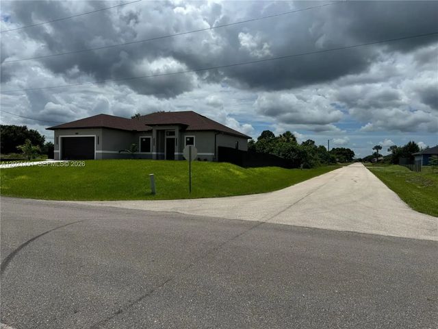 4 of 42 - 3115 2nd Street Sw, Lehigh Acres, FL