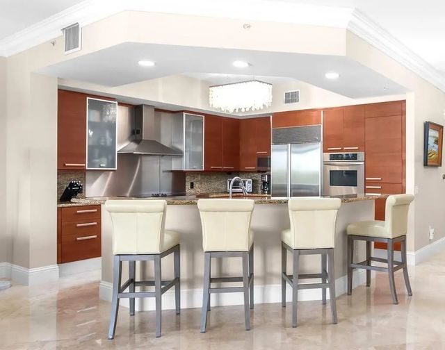 3 of 32 - 701 Se 21st Avenue #304, Deerfield Beach, FL