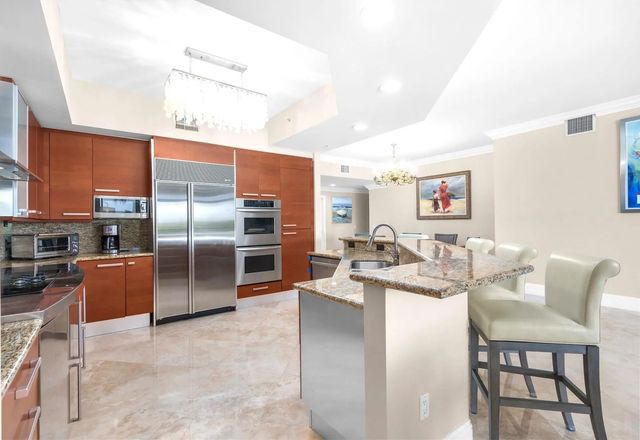 5 of 32 - 701 Se 21st Avenue #304, Deerfield Beach, FL