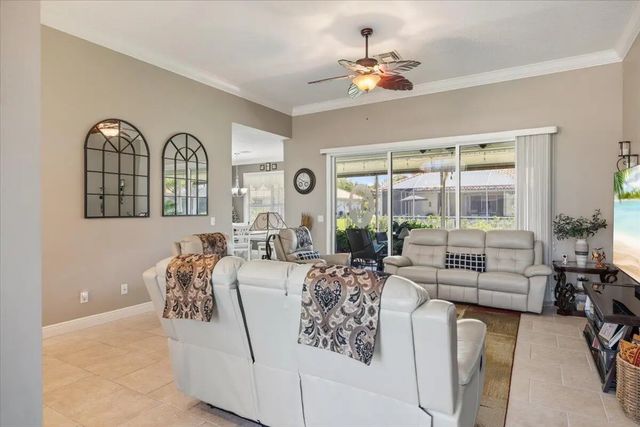 4 of 40 - 5828 Pine Ridge Circle, Vero Beach, FL
