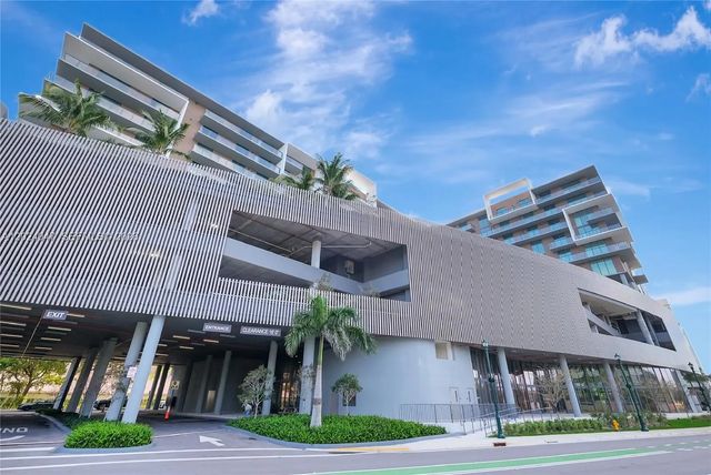 2 of 42 - 21290 Biscayne #306, Aventura, FL