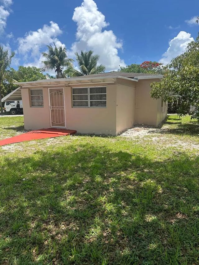 2 of 23 - 12555 Nw 10th Avenue, North Miami, FL