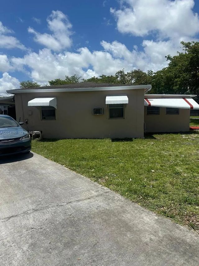 5 of 23 - 12555 Nw 10th Avenue, North Miami, FL