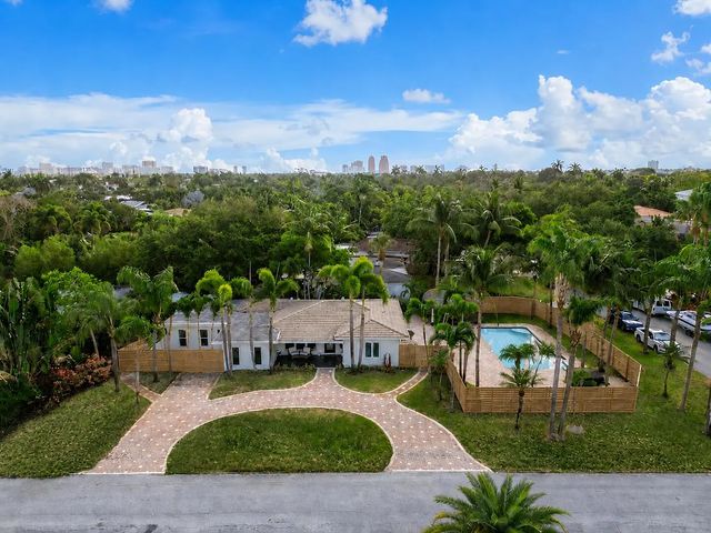 1900 Ne 16th Terrace, Fort Lauderdale