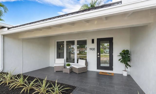 2 of 44 - 1900 Ne 16th Terrace, Fort Lauderdale, FL