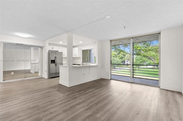 9091 Lime Bay Boulevard #304, Tamarac