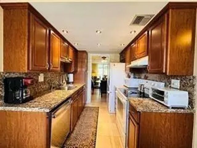 3 of 30 - 3099 Nw 48th Avenue #253, Lauderdale Lakes, FL