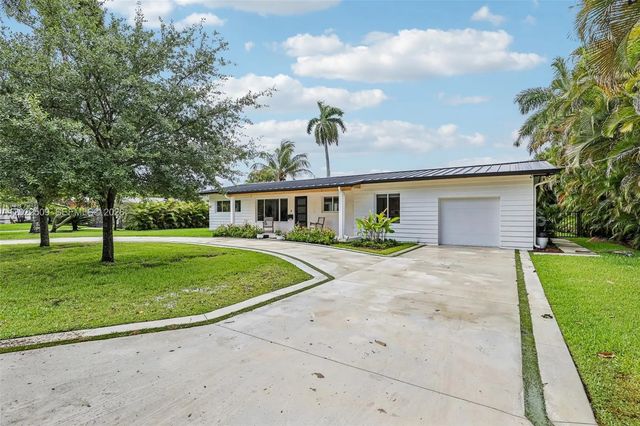 2 of 27 - 5620 Sw 63rd Court, South Miami, FL