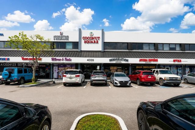 3 of 8 - 4355 W 16th Avenue, Hialeah, FL