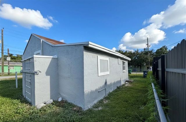 4 of 13 - 2103 Nw 57th Street, Miami, FL