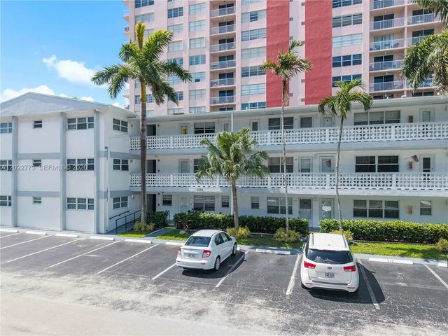 2 of 32 - 3133 S Ocean Drive #318, Hallandale Beach, FL
