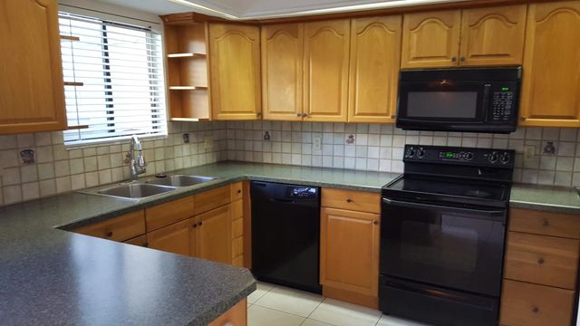 2 of 8 - 11868 Sturbridge Lane, Wellington, FL