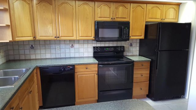 3 of 8 - 11868 Sturbridge Lane, Wellington, FL