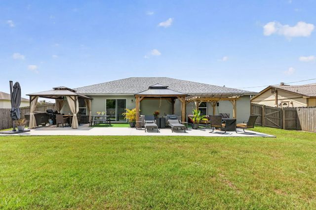 2 of 57 - 473 Se Streamlet Avenue, Port St. Lucie, FL