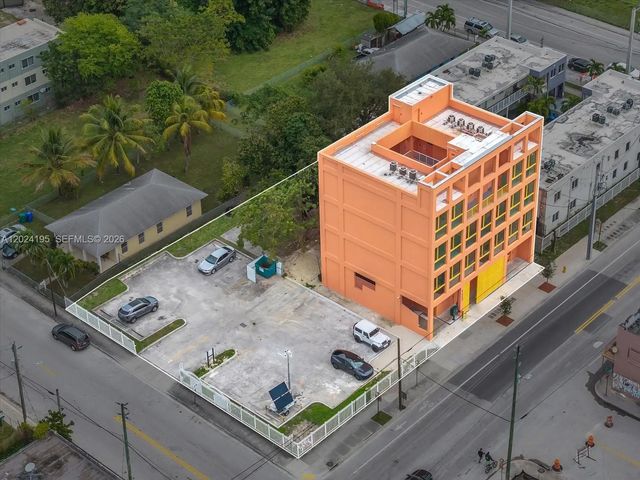 2 of 9 - 123 Nw 14th Street #201, Miami, FL