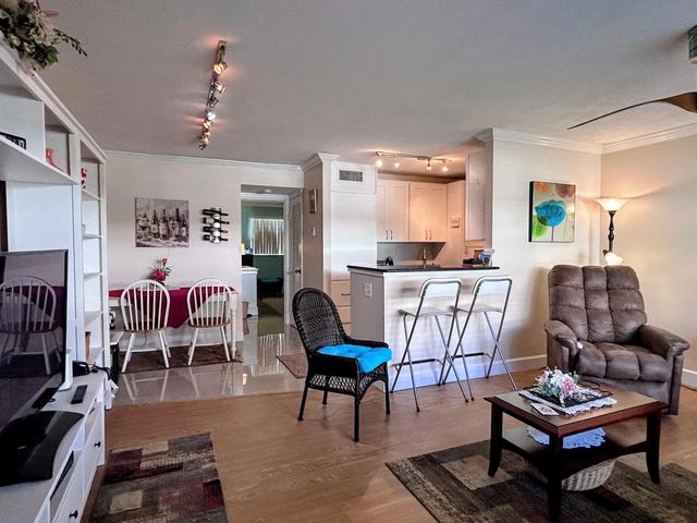 4 of 38 - 638 Snug Harbor Drive #e6, Boynton Beach, FL