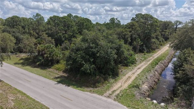3 of 4 - 375 S Mayoral Street, Clewiston, FL