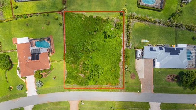 4 of 10 - 2012 Se Giffen Avenue, Port St. Lucie, FL