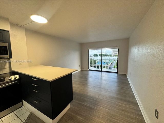 1650 Ne 115th Street, Miami