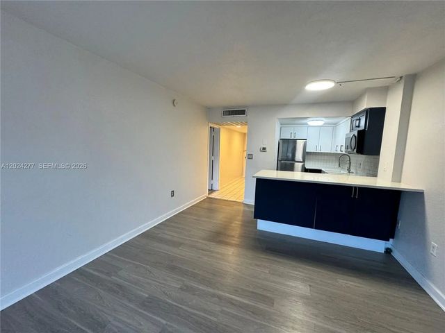 5 of 22 - 1650 Ne 115th Street, Miami, FL