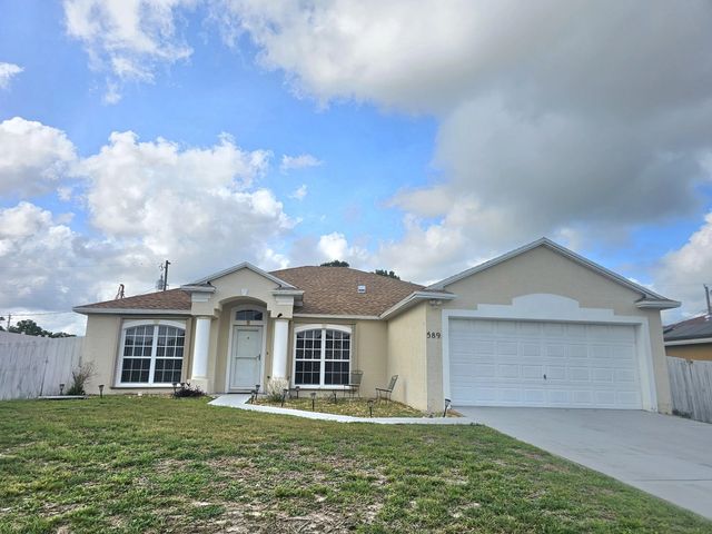 2 of 31 - 589 Nw Fairfax Avenue, Port St. Lucie, FL