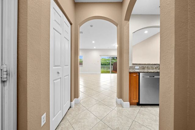4 of 56 - 5100 Sw 141st Avenue, Miramar, FL